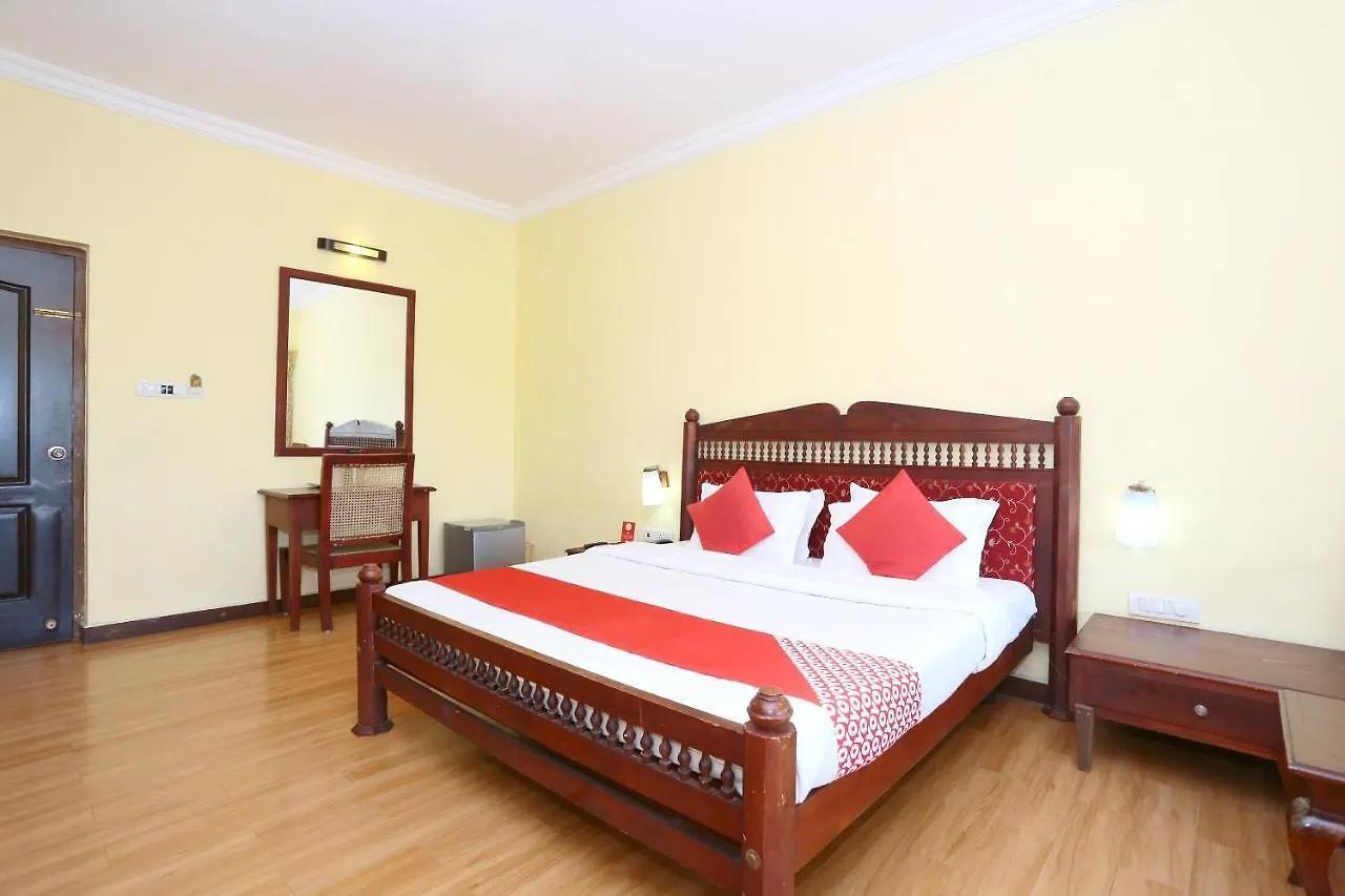*** Hotel Oyo 26874 Manor Backwater Resort India