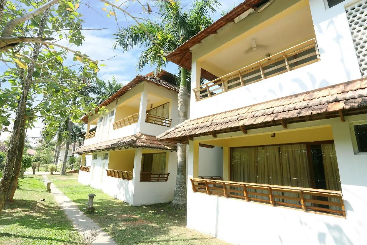 Hotel Oyo 26874 Manor Backwater Resort